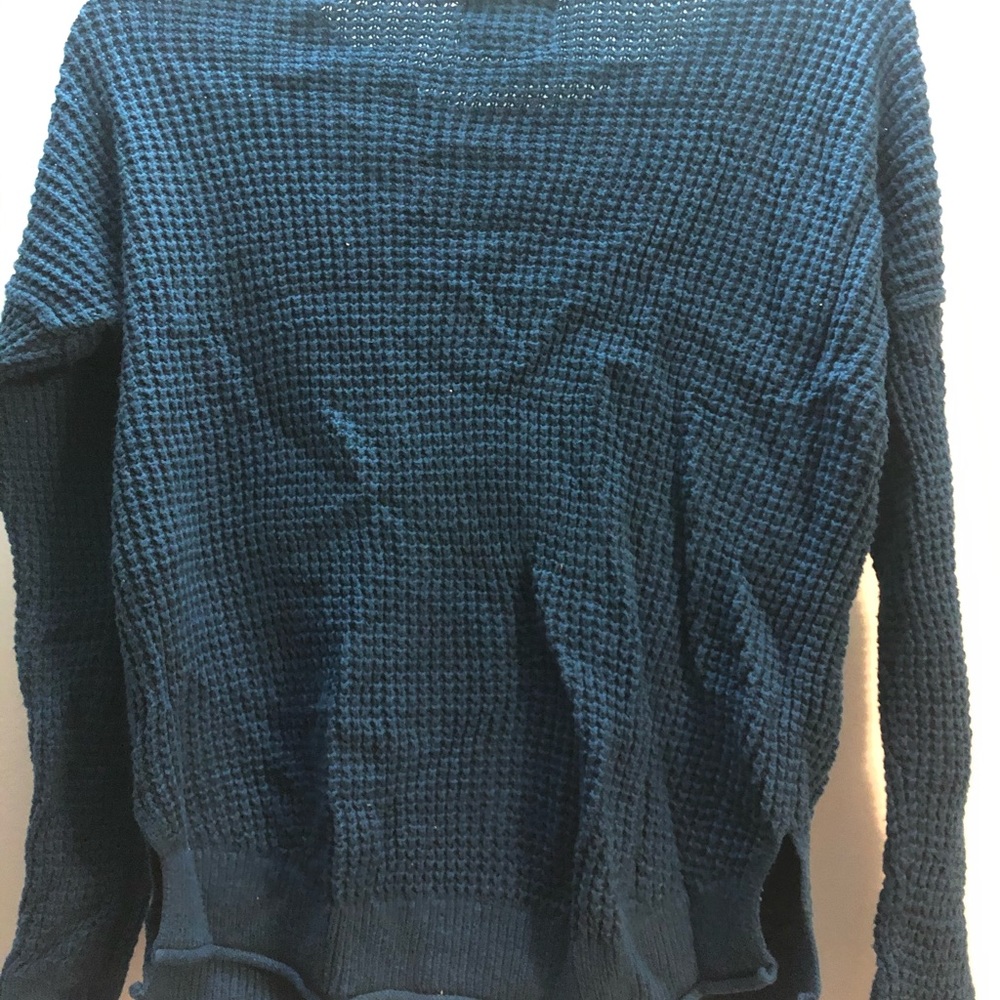 Girls sweater - Picture 1 of 3